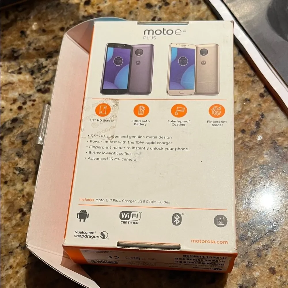 Lenovo Moto E4 Plus Box in Orange and Purple